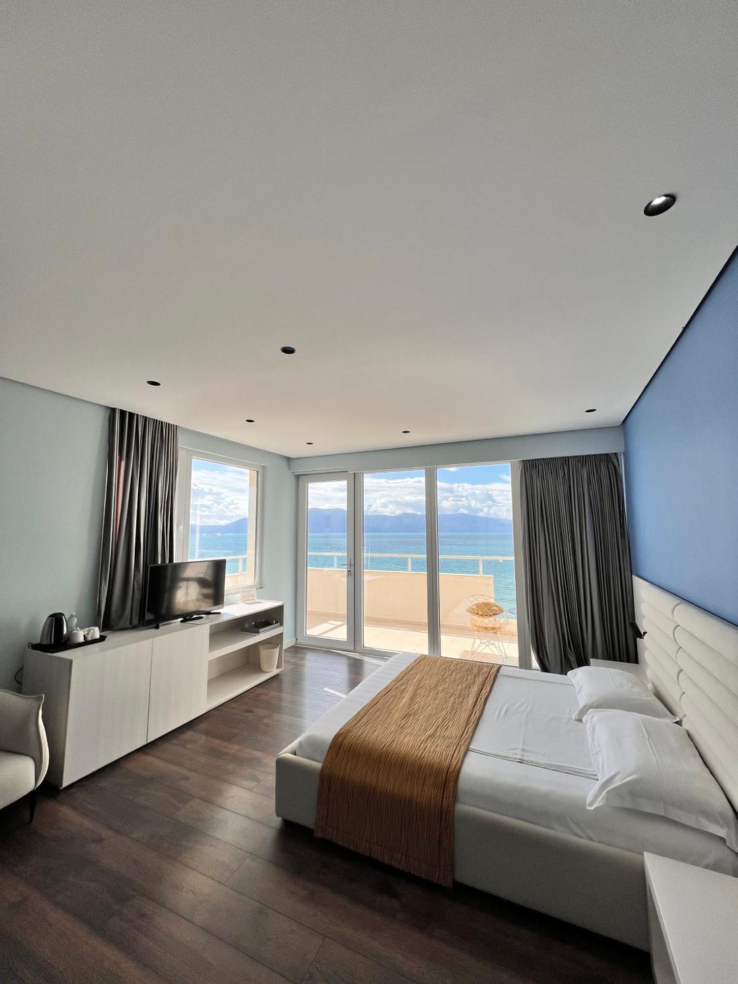 Vlorë Maxi Room מראה חיצוני תמונה