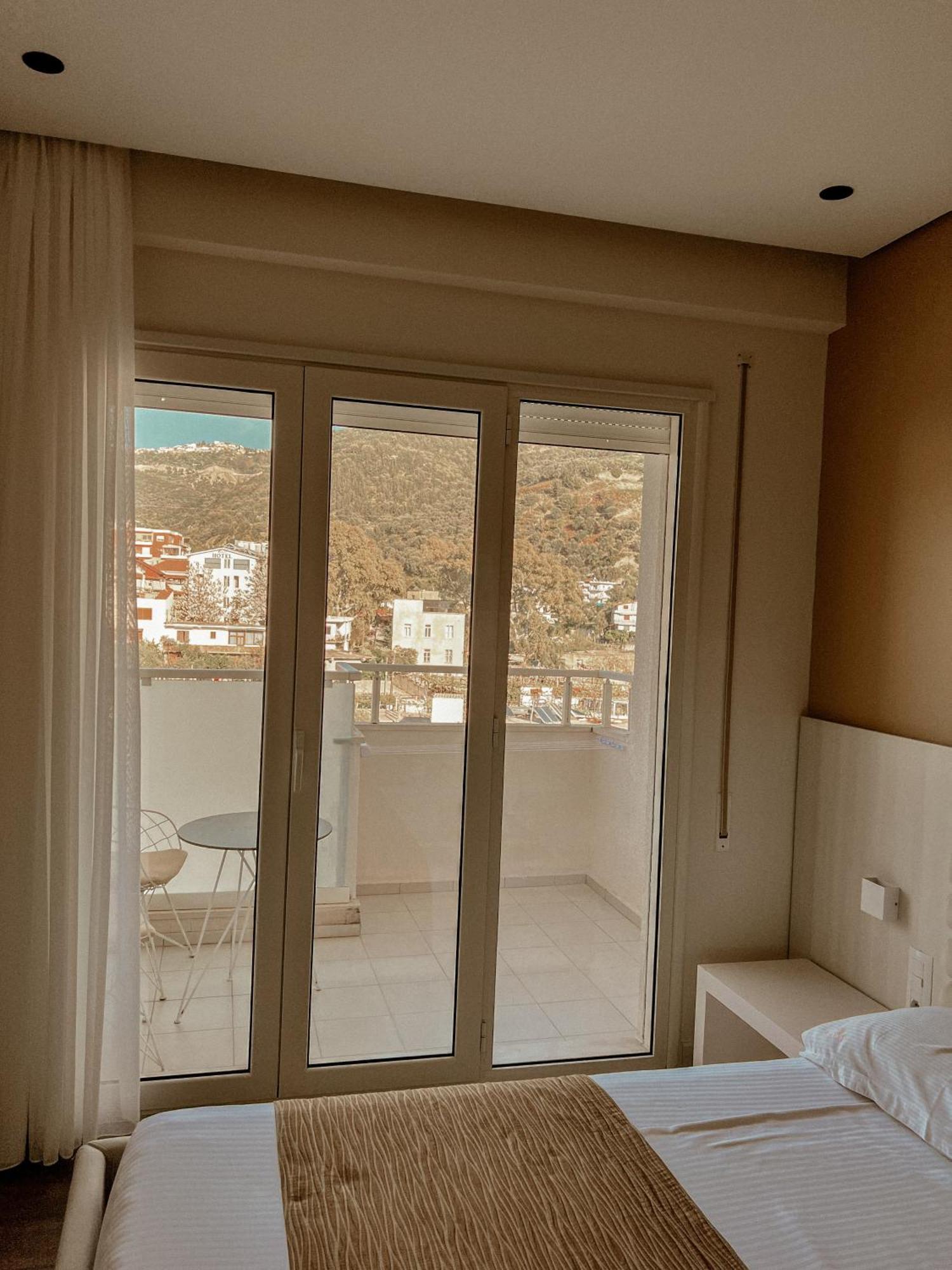 Vlorë Maxi Room מראה חיצוני תמונה