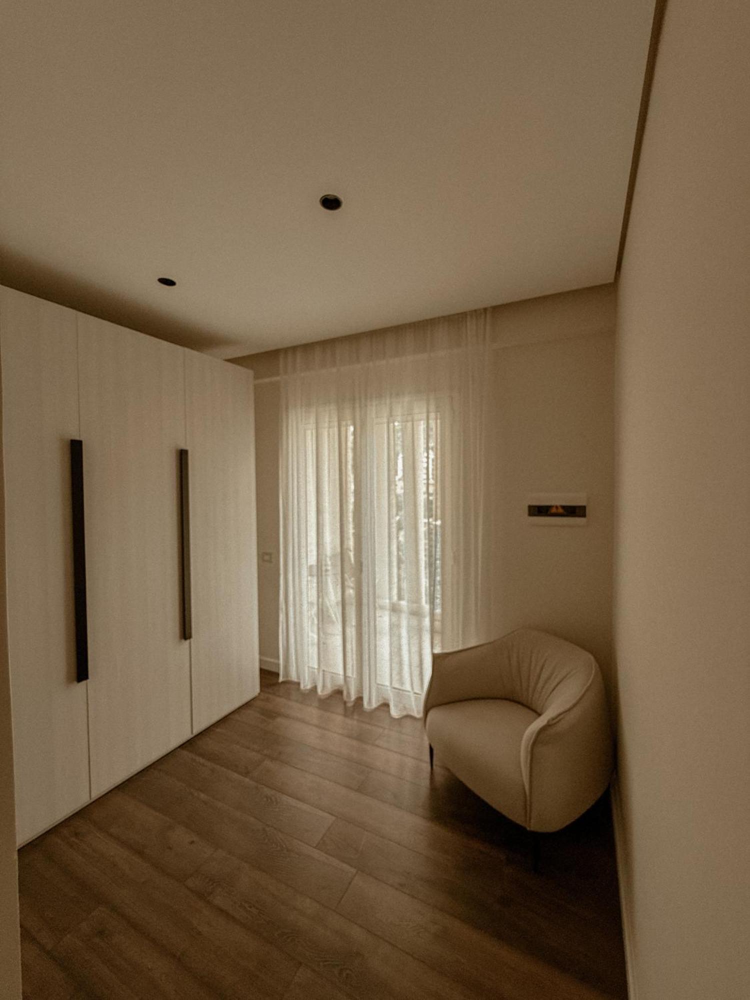 Vlorë Maxi Room מראה חיצוני תמונה