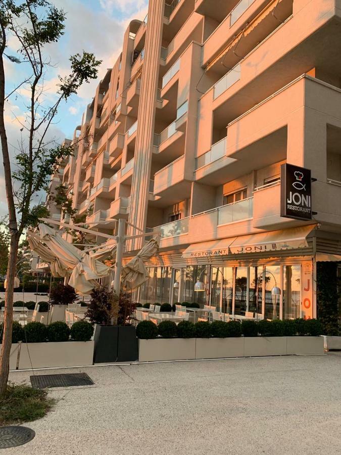 Vlorë Maxi Room מראה חיצוני תמונה